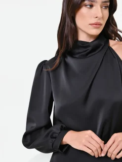ABITO CORTO NERO IN RASO CON SCOLLO DRAPPEGGIATO
