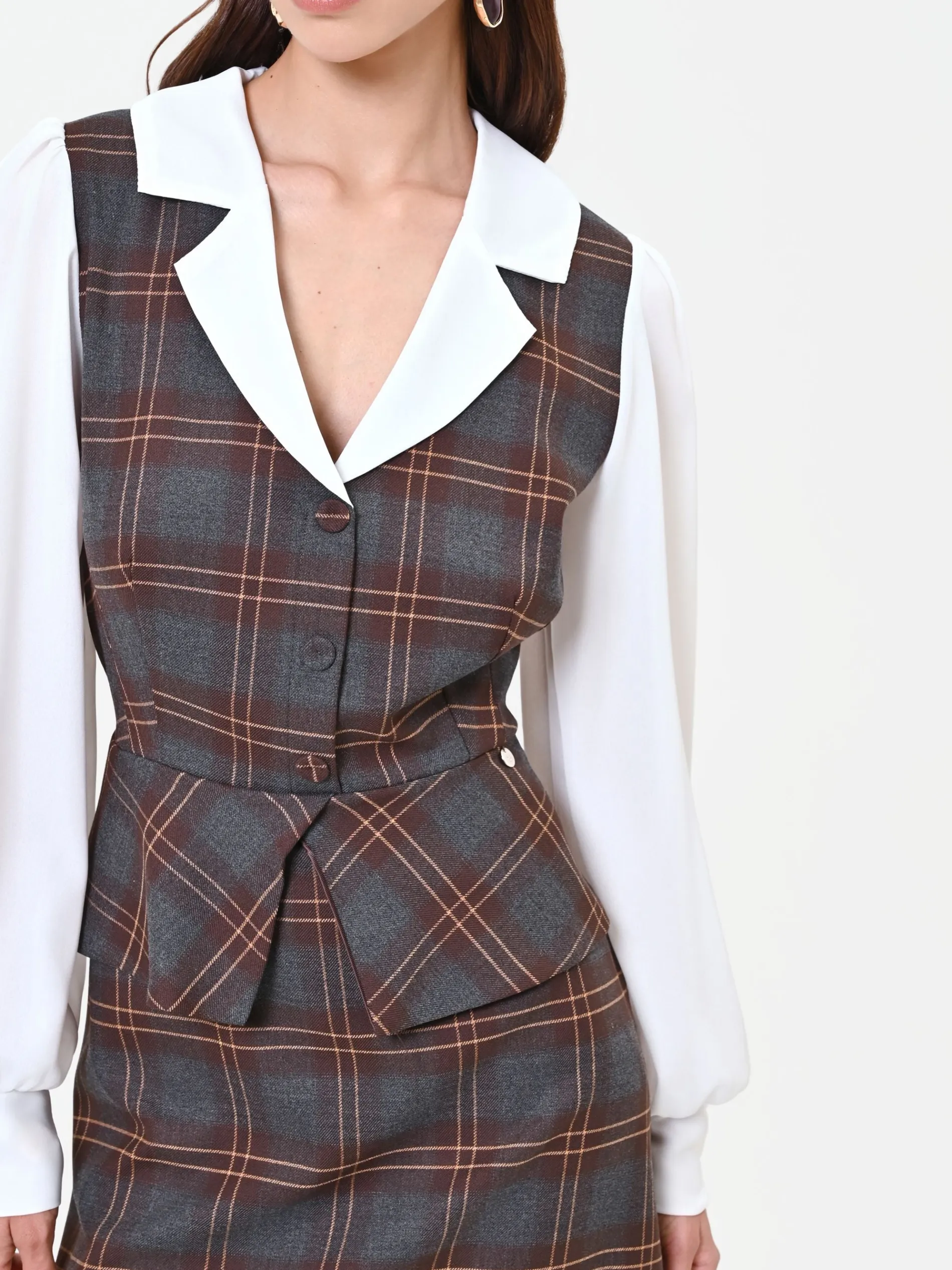 ABITO MARRONE CON STAMPA CHECK EFFETTO CAMICIA