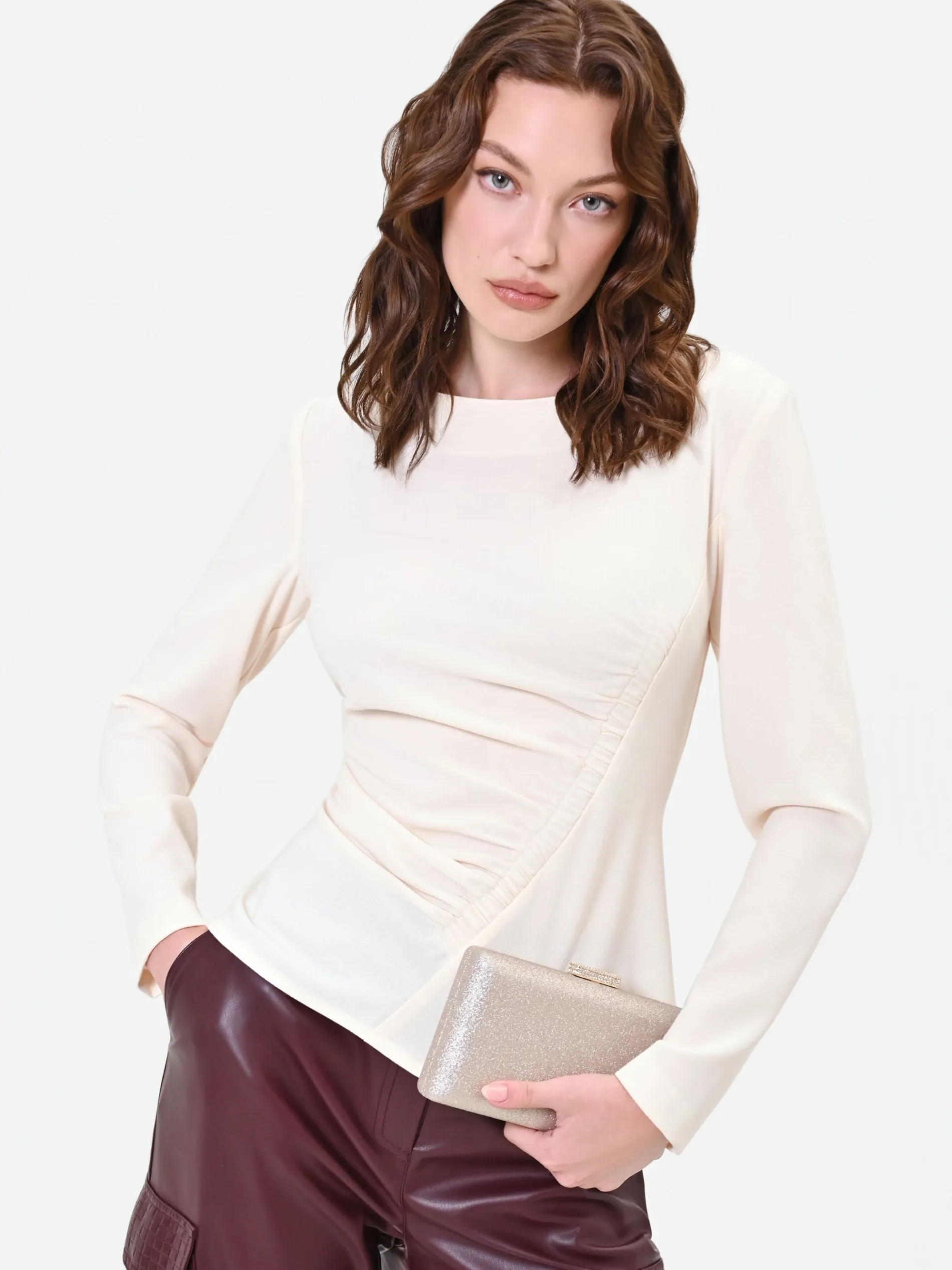 BLUSA BIANCA CON DRAPPEGGIO ASIMMETRICO