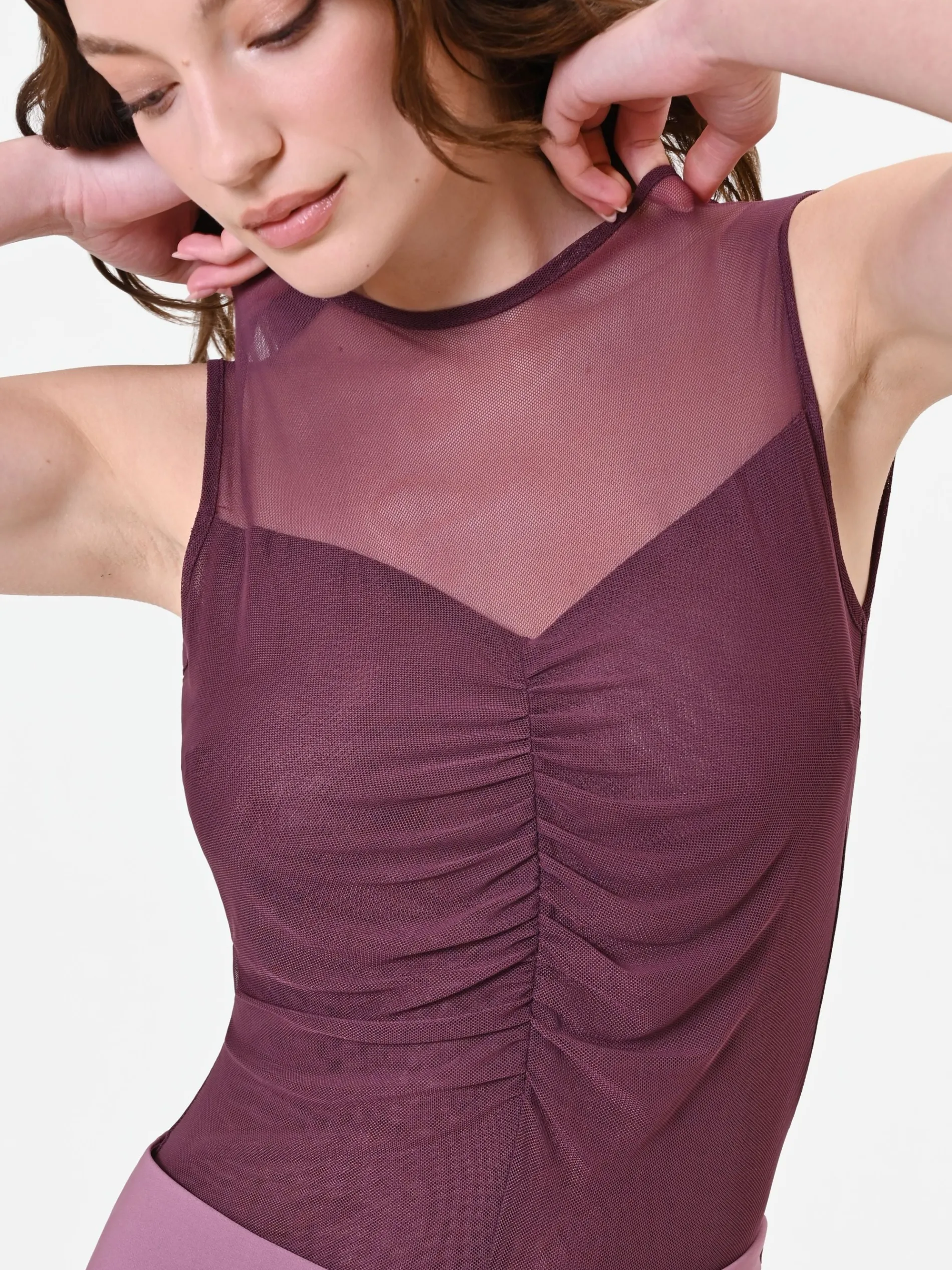 BLUSA BORDEAUX CON CARRÉ IN TULLE