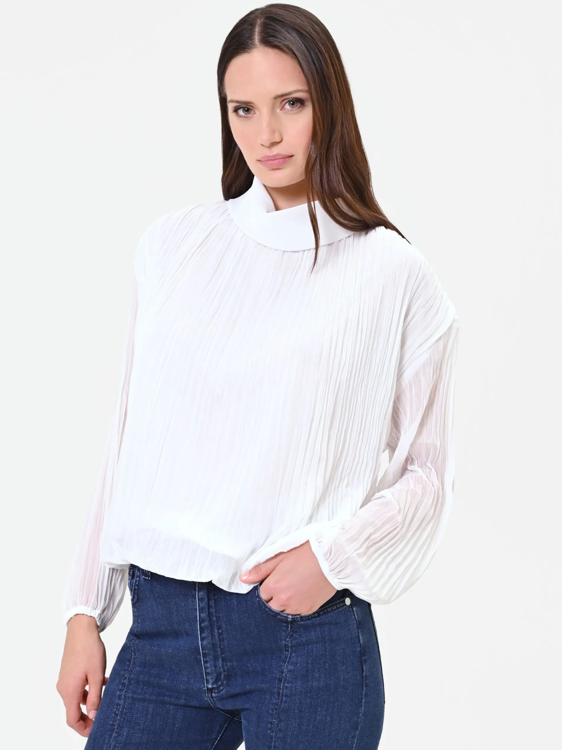 BLUSA PANNA A MANICHE LUNGHE CON PLISSETTATURA