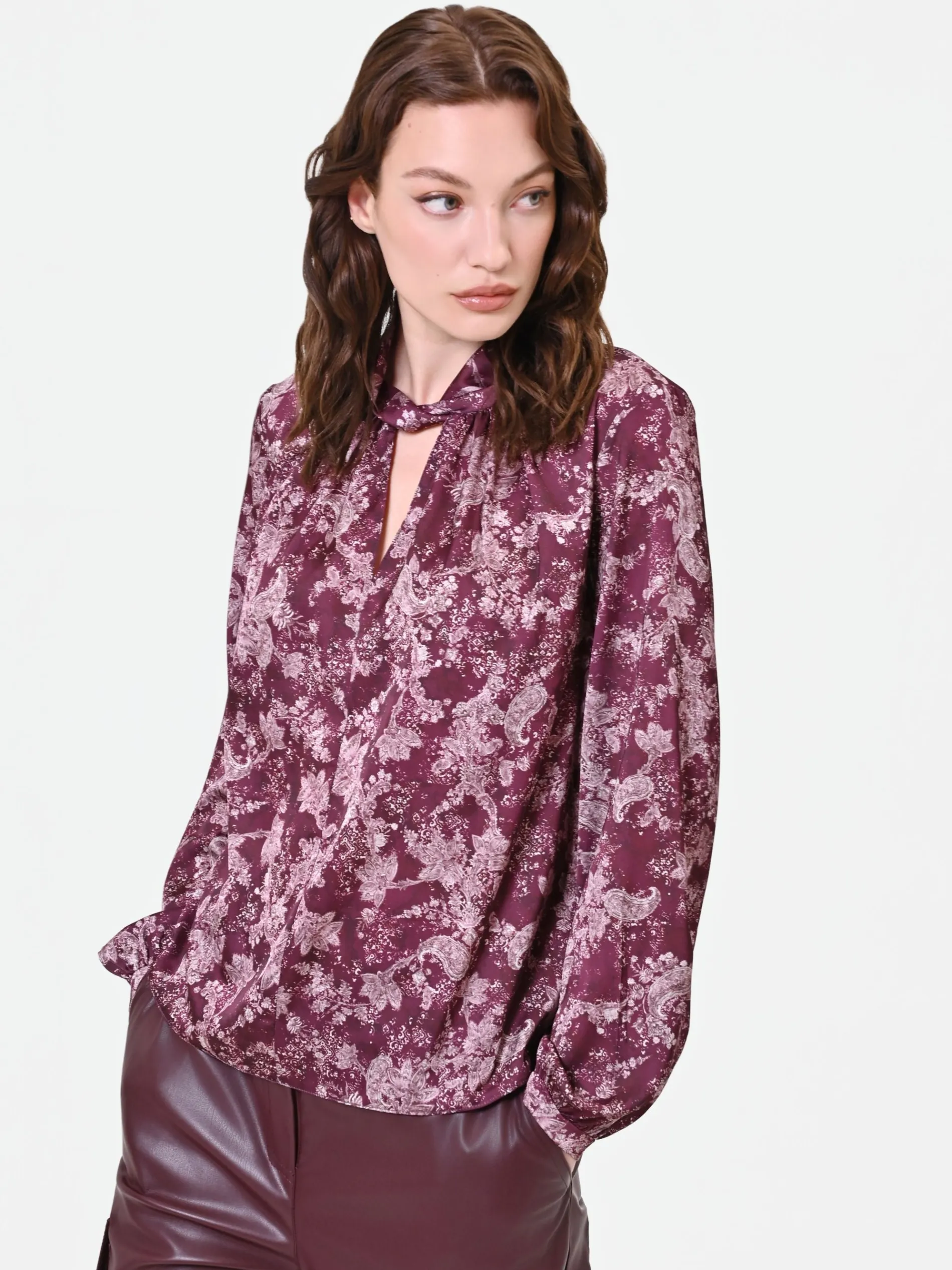 BLUSA ROSSO BORDEAUX CON FANTASIA E COLLO A TORCHON