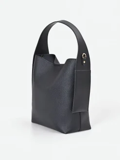 BORSA A SPALLA NERA DALLA LINEA MORBIDA