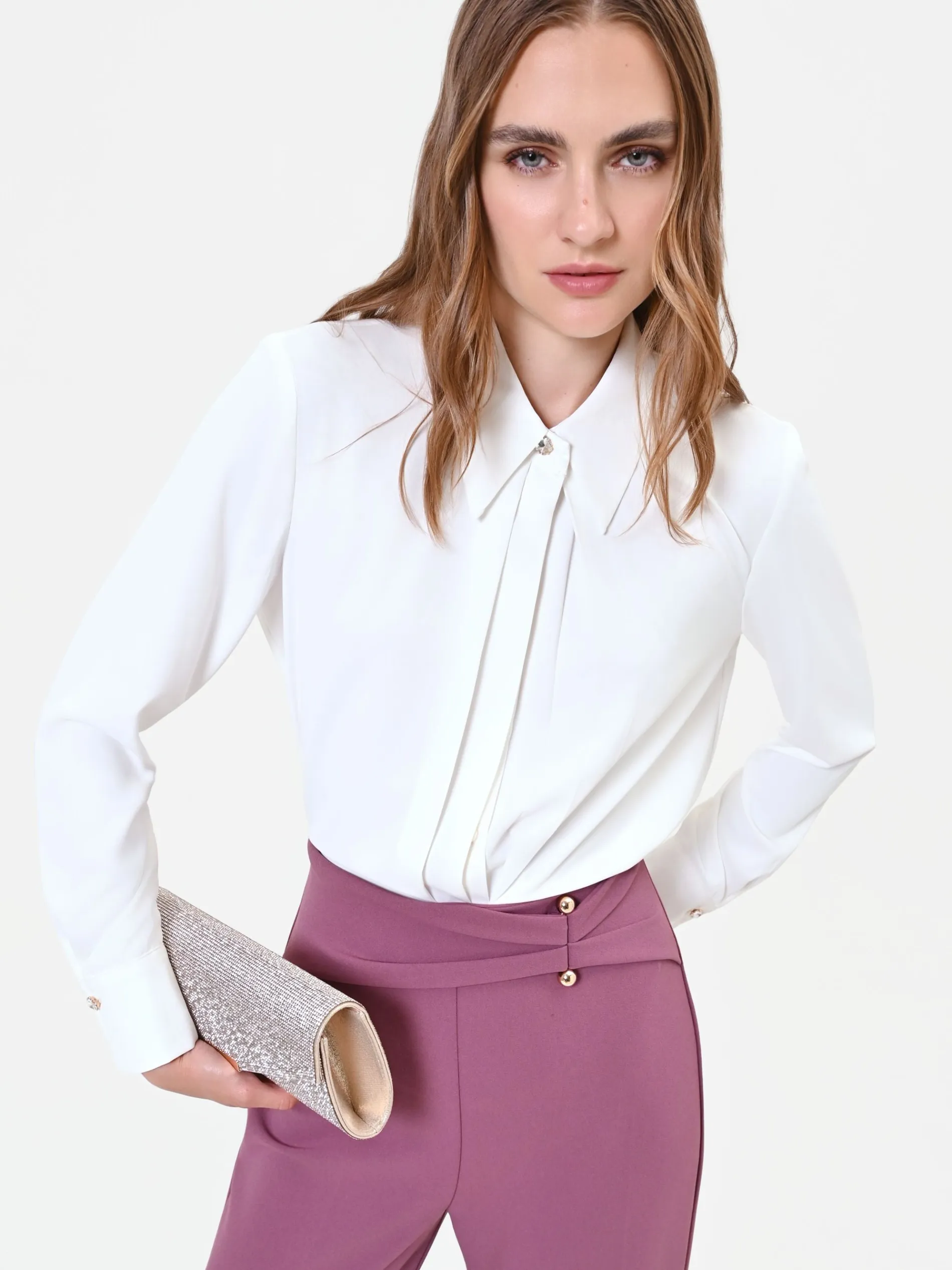 CAMICIA BIANCA CON BOTTONE GIOIELLO