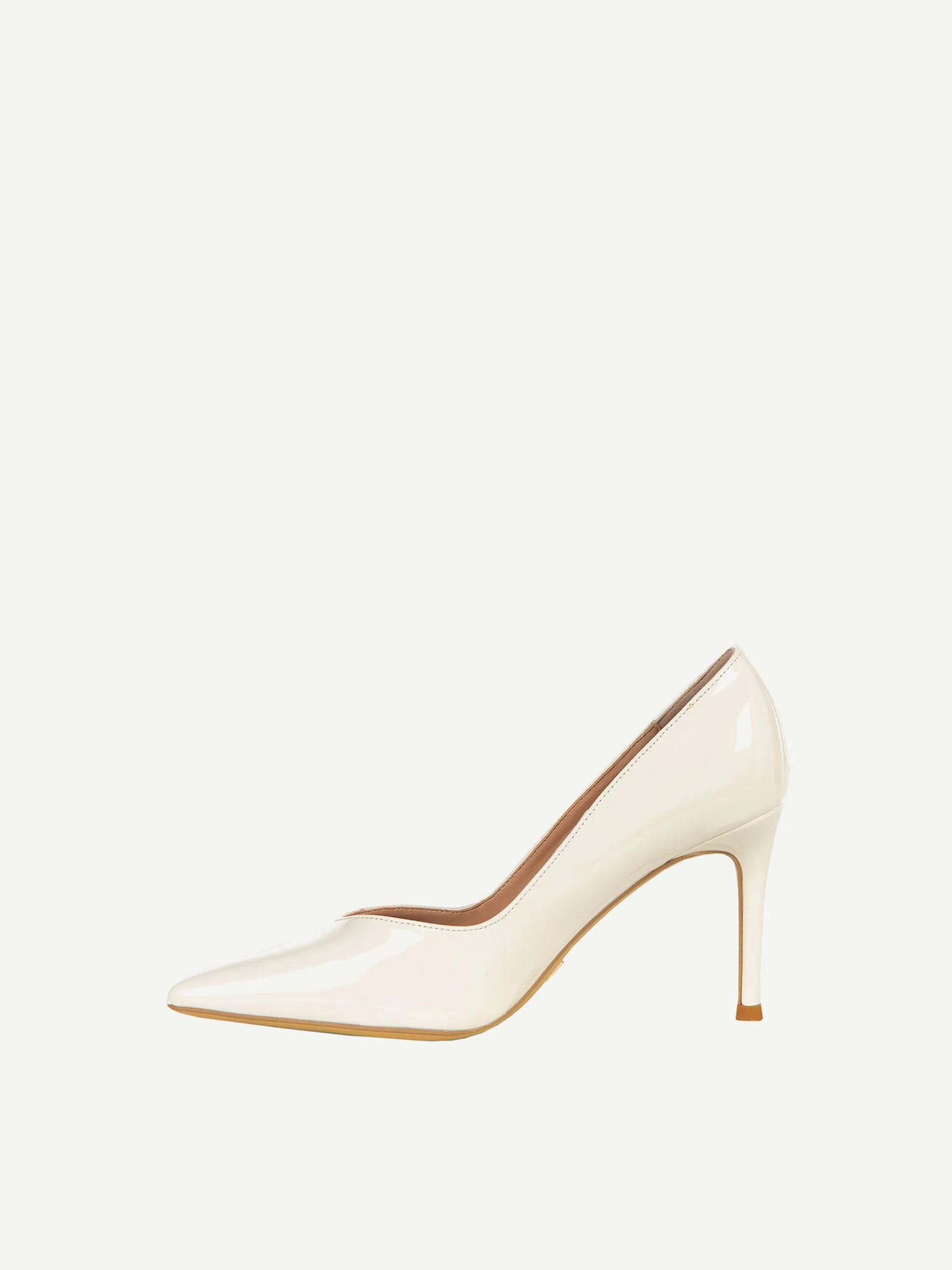DÉCOLLETÉ BEIGE IN VERNICE