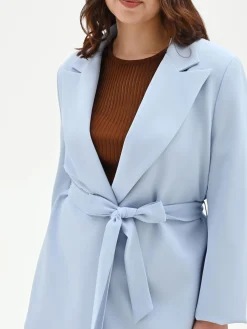 GIACCA CURVY CIELO AZZURRO CON CINTURA IN VITA