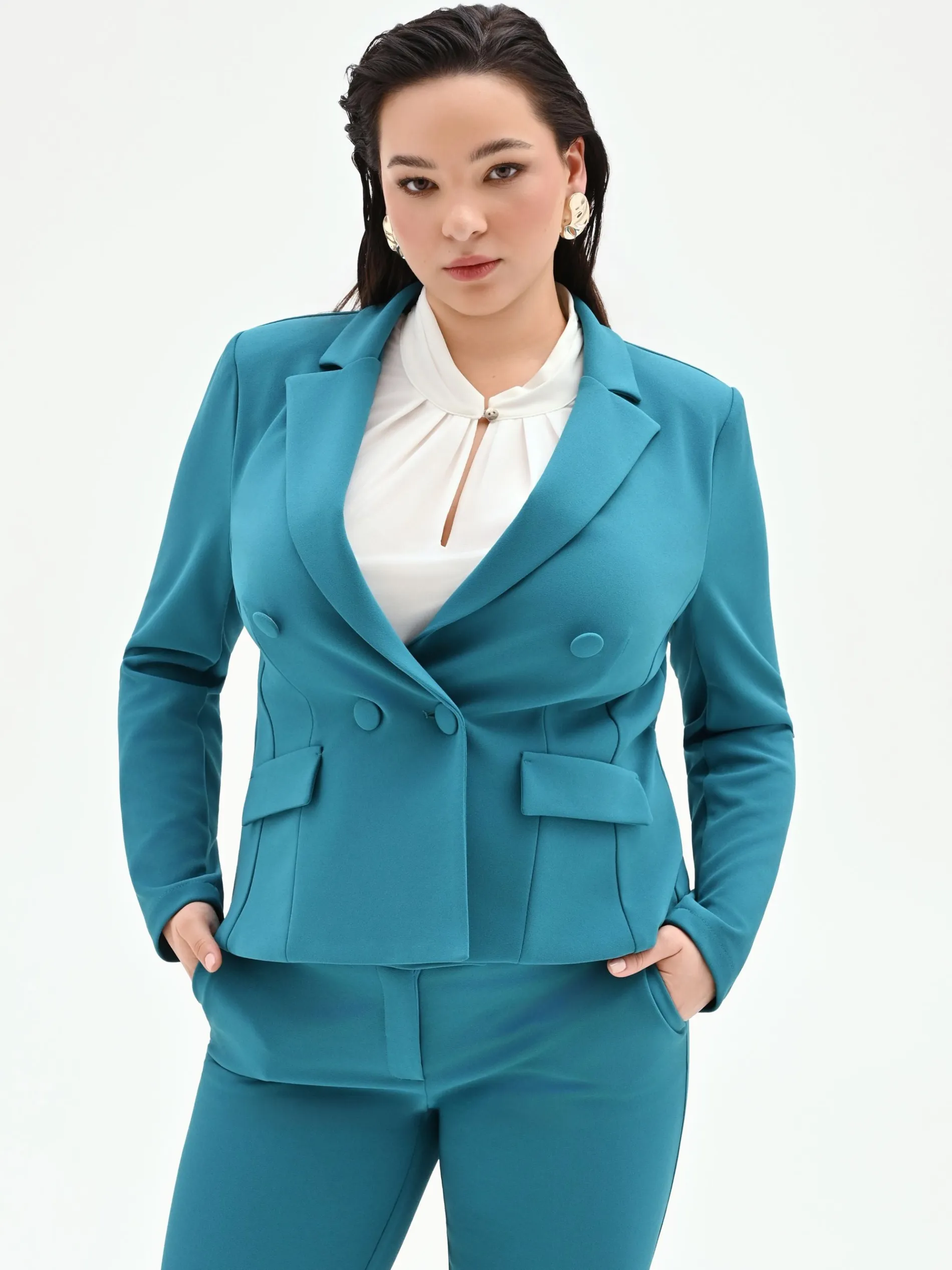 GIACCA CURVY DOPPIOPETTO BLU OTTANIO IN SCUBA MANO CREPE