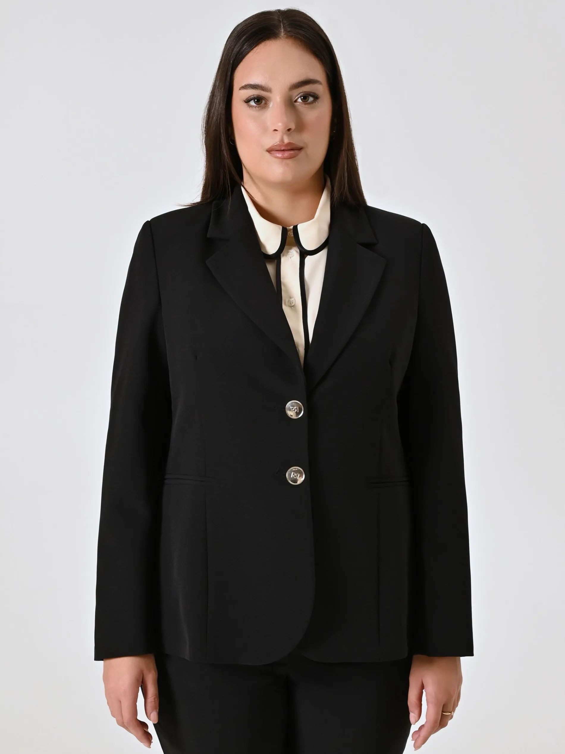 GIACCA CURVY DUE BOTTONI NERA