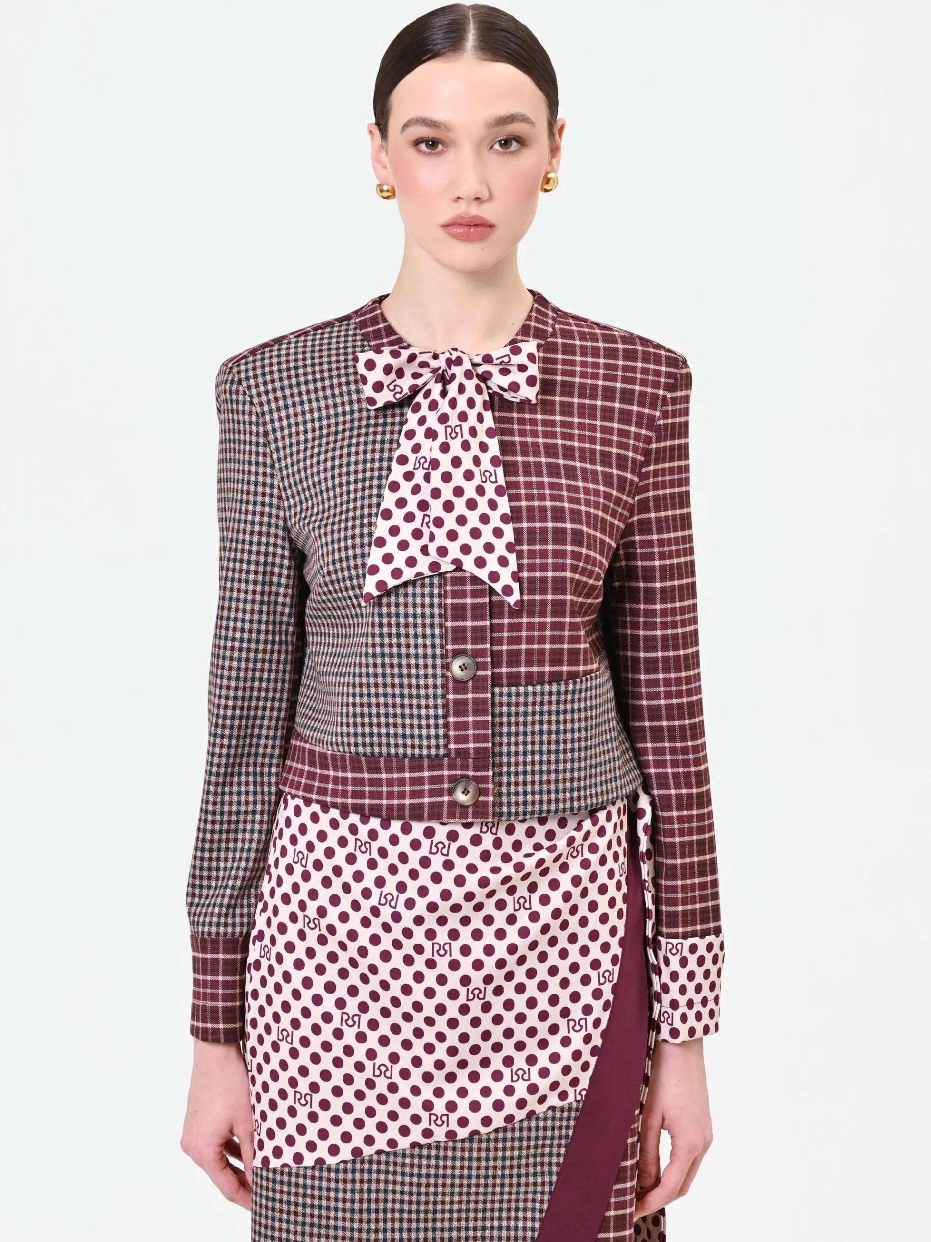 GIACCA ROSSO BORDEAUX CON DESIGN PATCHWORK E FIOCCO