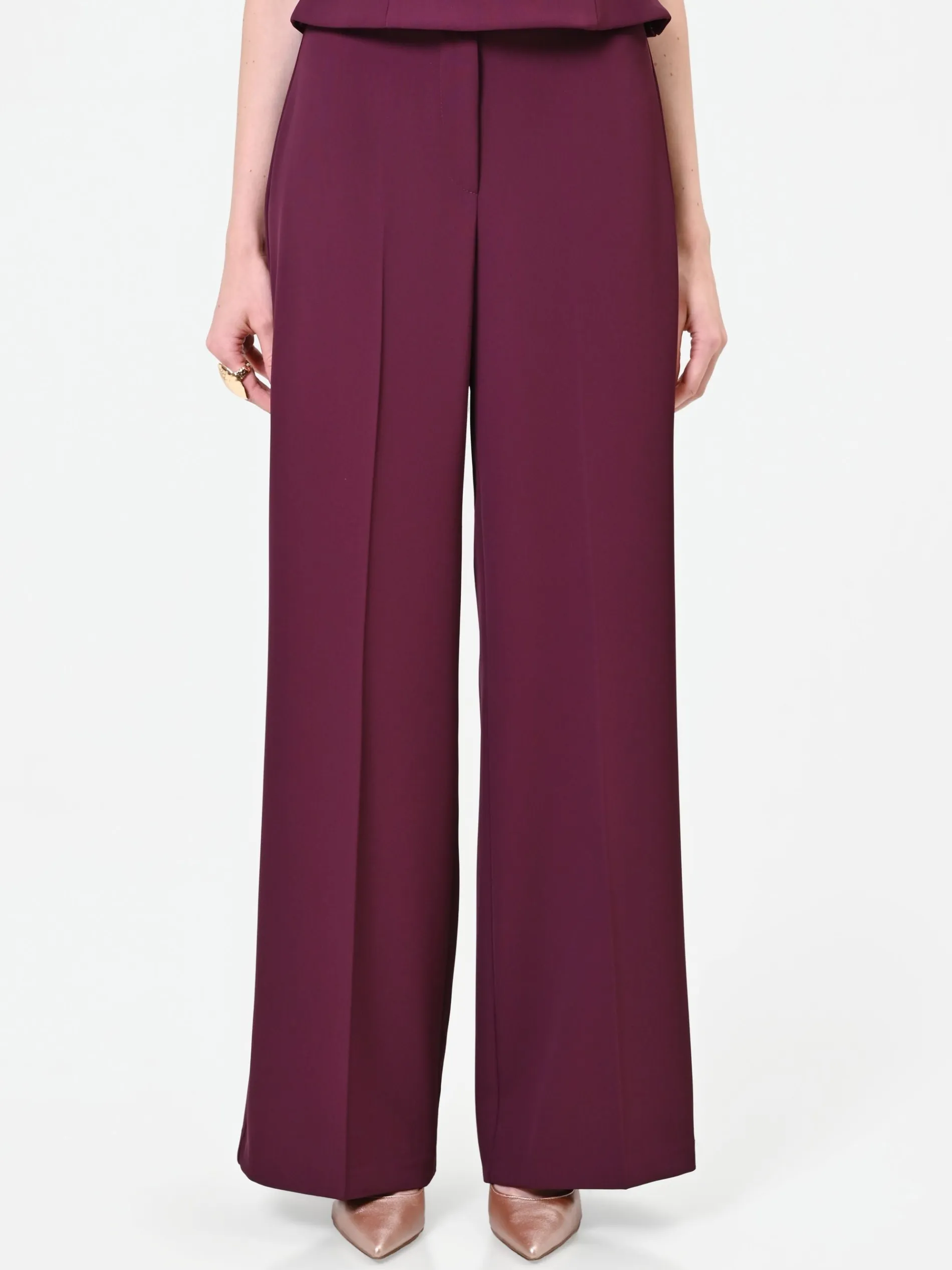 PANTALONE A PALAZZO BORDEAUX DALLA LINEA FLUIDA