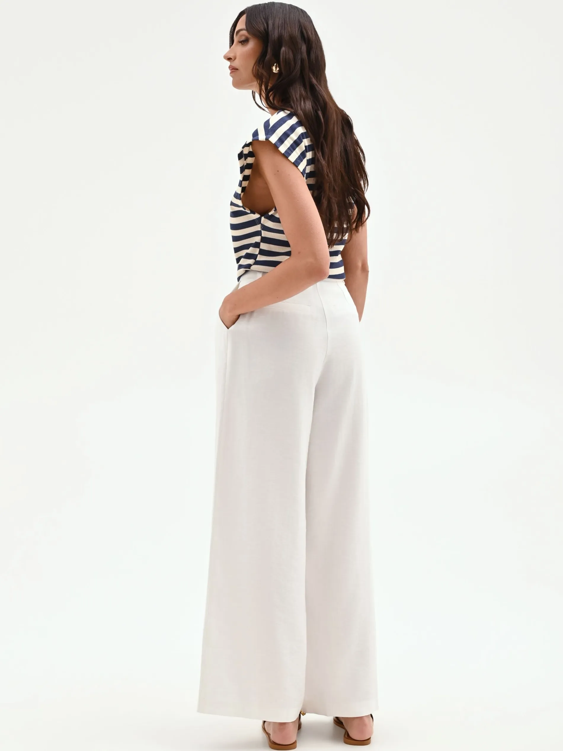 PANTALONE BIANCO A PALAZZO CON PINCES
