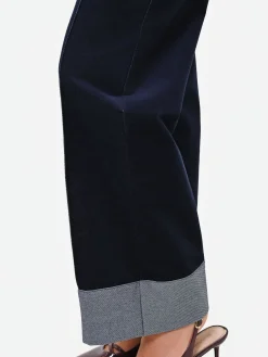 PANTALONE BLU NAVY IN VELLUTO CON IMPUNTURE A CONTRASTO