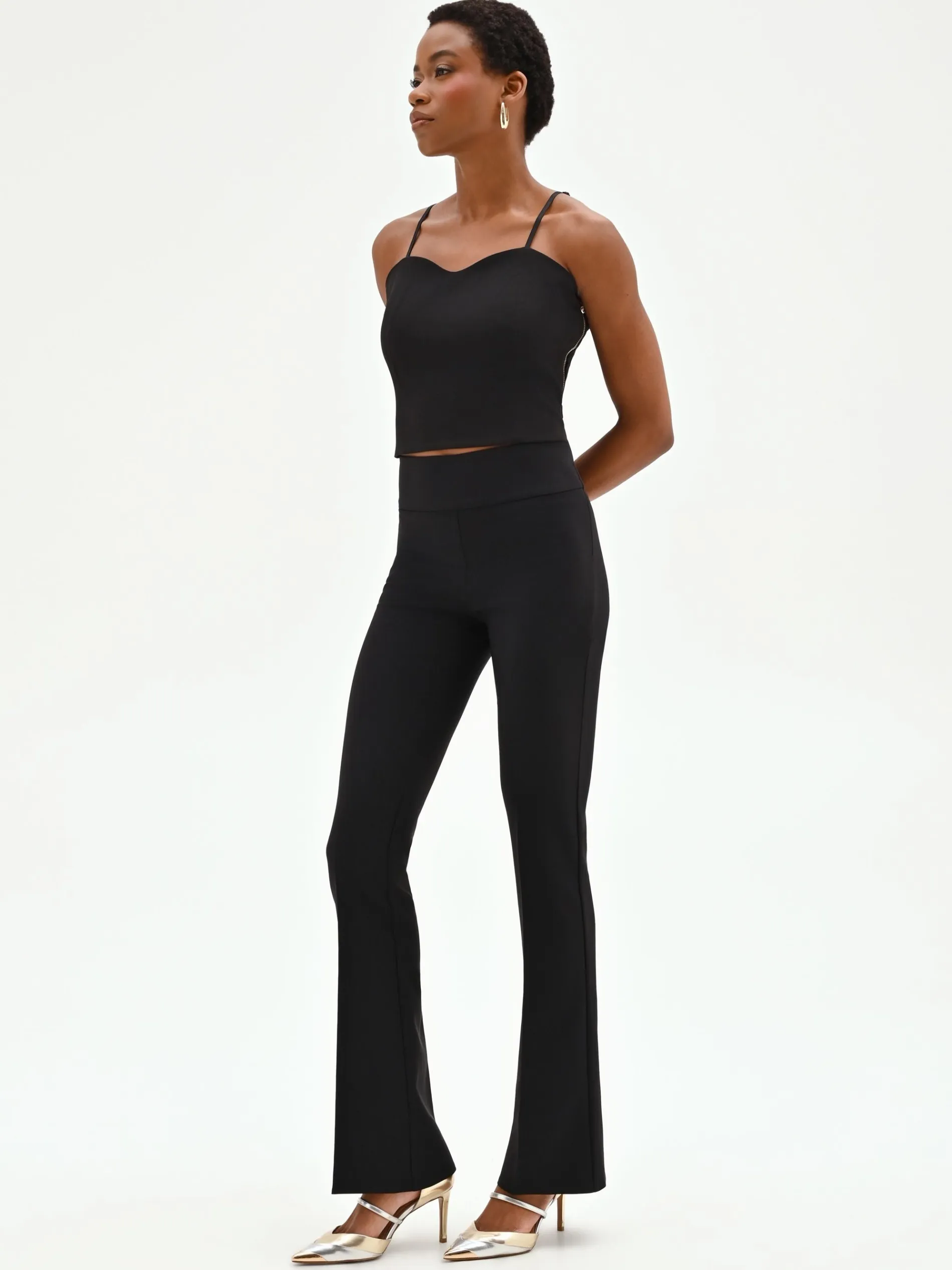 PANTALONE NERO SVASATO IN TESSUTO TECNICO