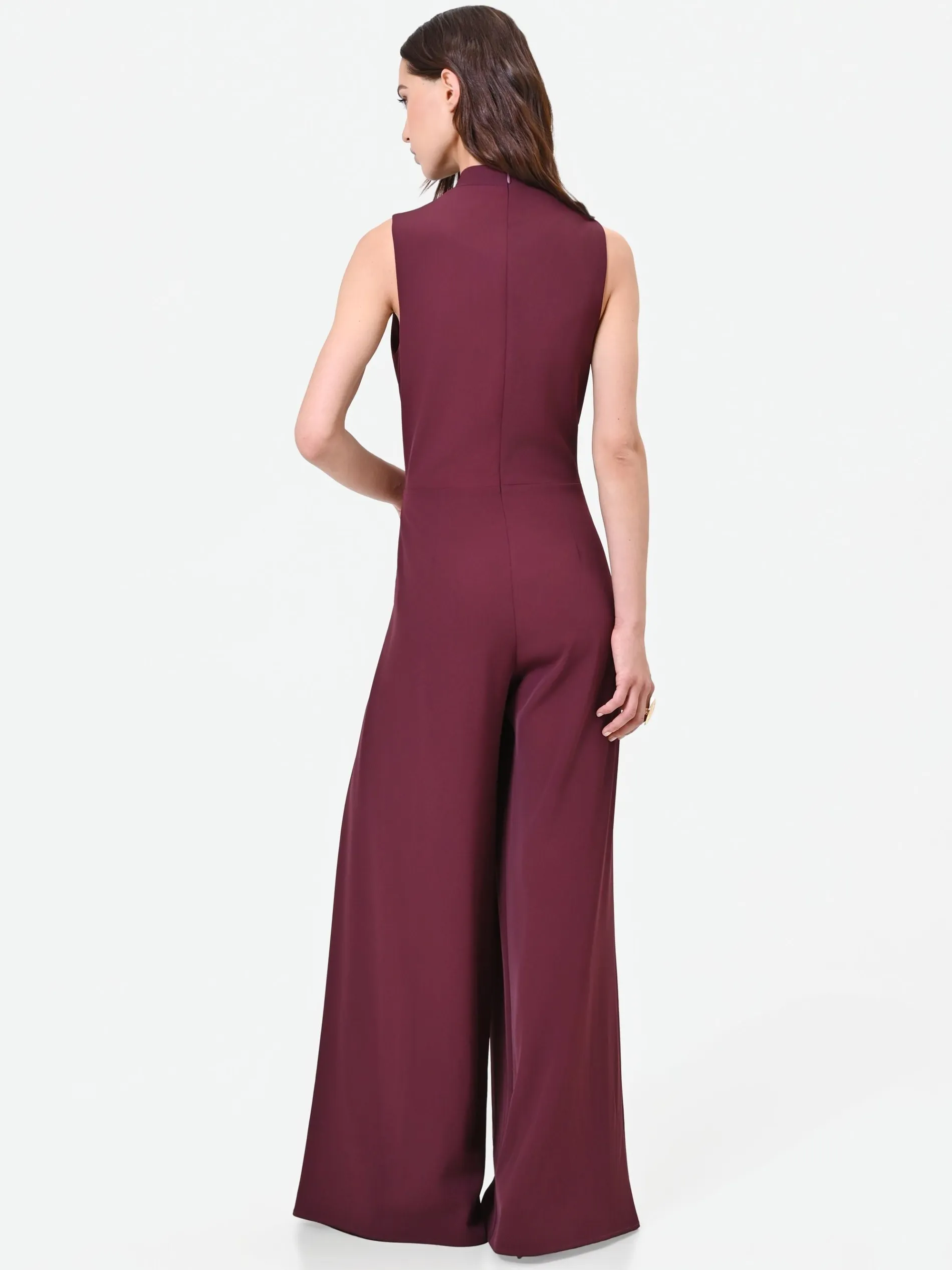 TUTA BORDEAUX FLUIDA CON BOTTONE DESIGN