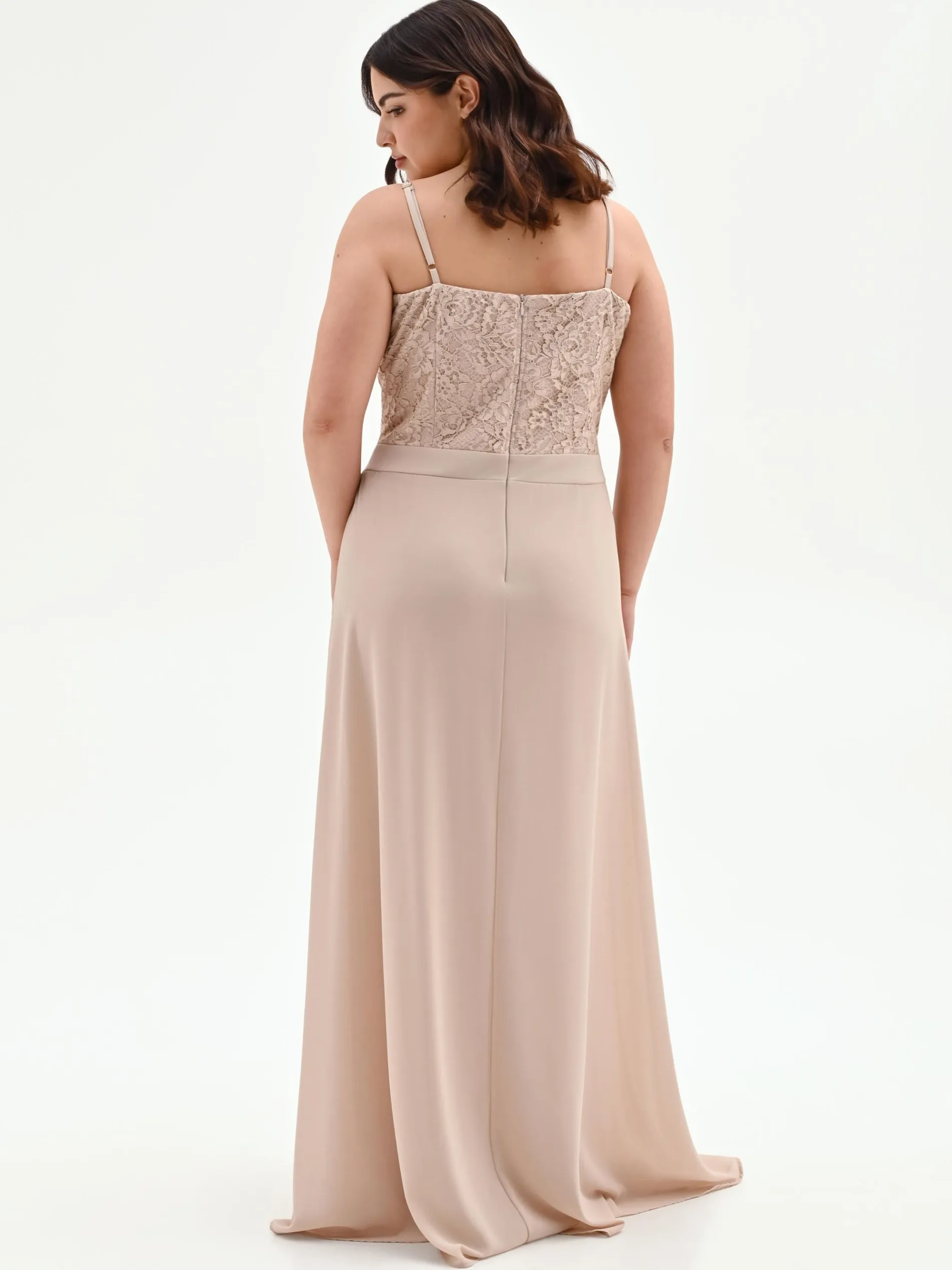TUTA CURVY TORTORA BEIGE CON CORPETTO IN PIZZO