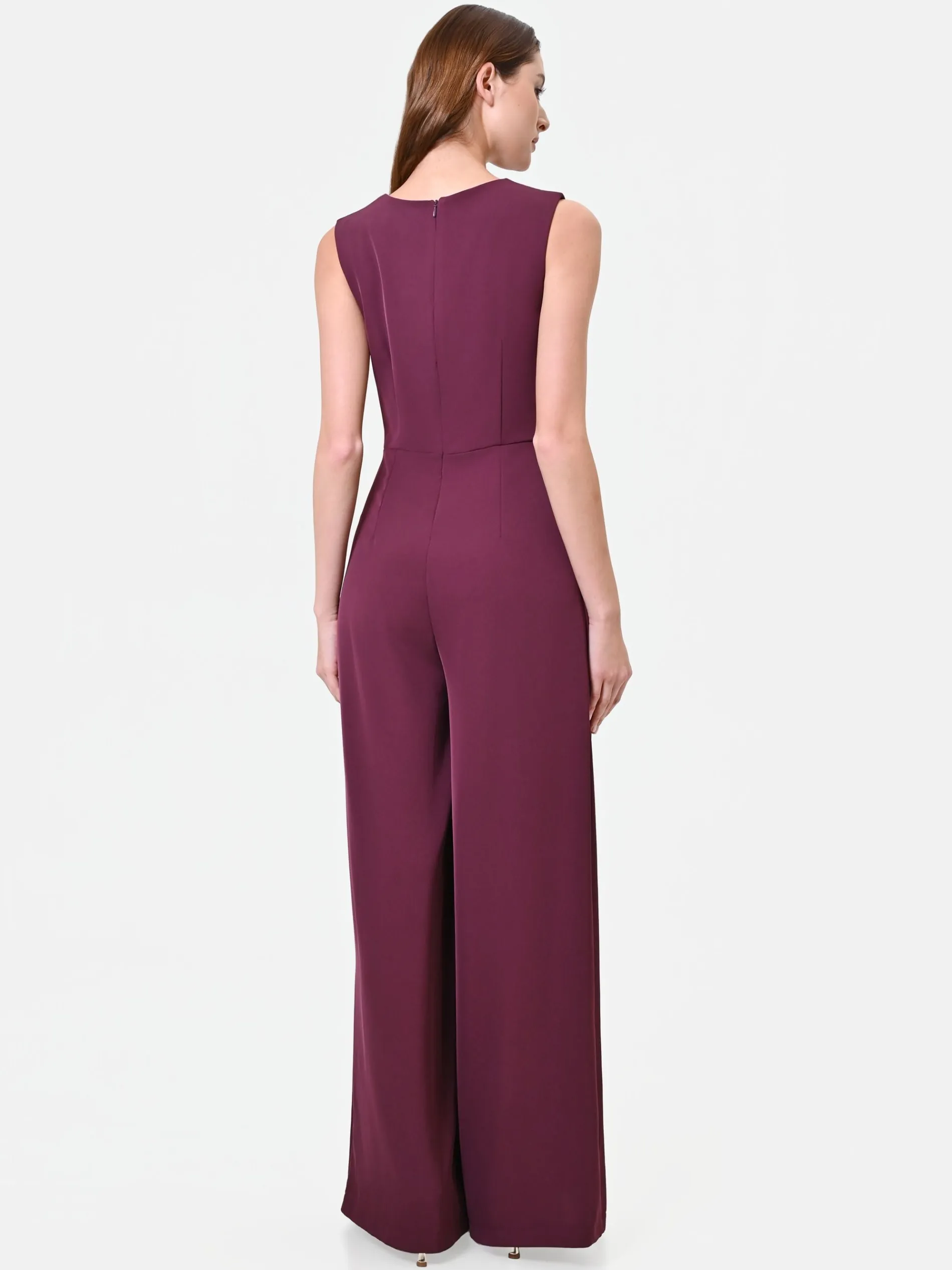 TUTA ELEGANTE BORDEAUX CON DRAPPEGGIO ASIMMETRICO