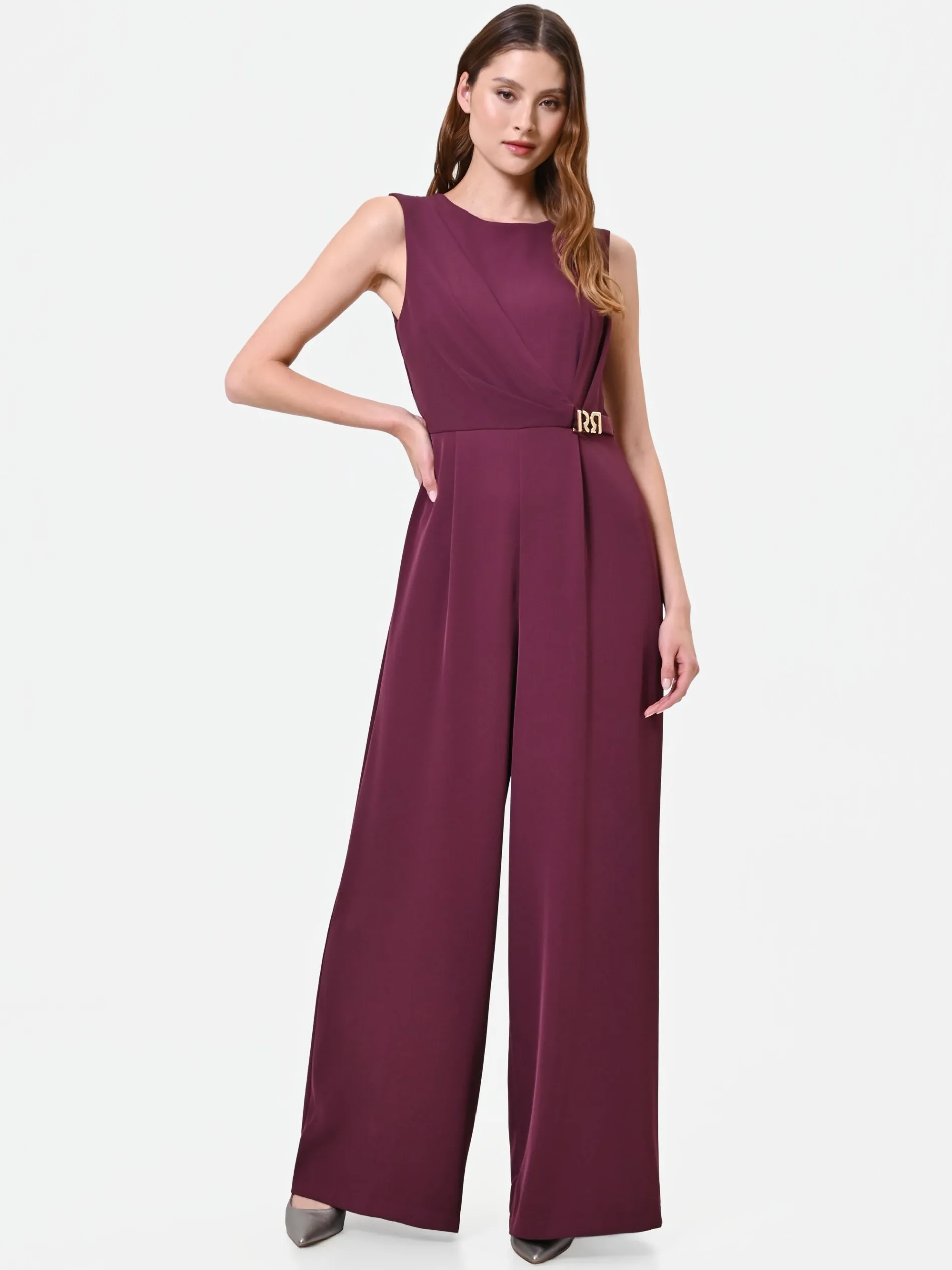 TUTA ELEGANTE BORDEAUX CON DRAPPEGGIO ASIMMETRICO